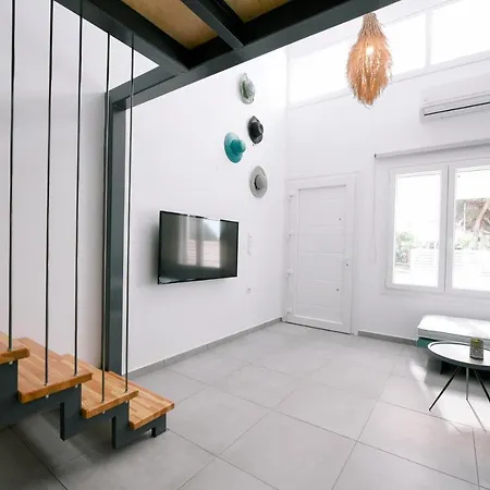 Lux4u Feriehus PalaiónTsiflíkion