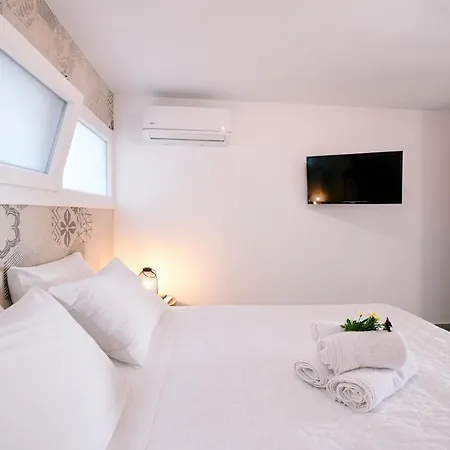 Feriehus Lux4u PalaiónTsiflíkion